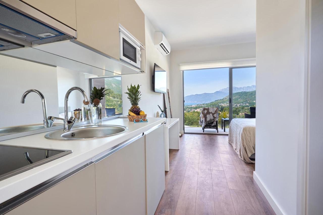 Casa Montenegro Residence Тиват Екстериор снимка